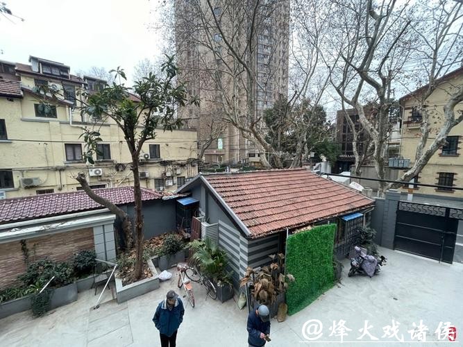 上海中心城区最大拆落地小区迎来回搬后首个新春，街道居委又向居民“送大礼”